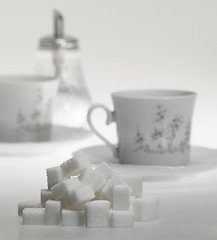 Image showing lump sugar and porcelain crockery