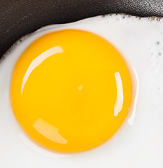 Image showing fried eggs close up