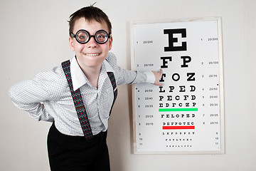 Image showing person wearing spectacles in an office at the doctor