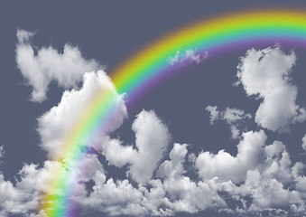 Image showing rainbow in the gray sky