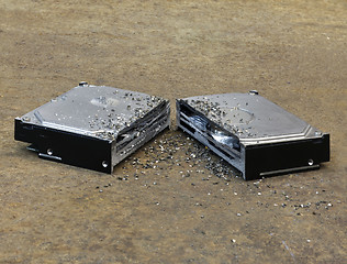 Image showing halved hard disk