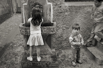 Image showing Active children in alley