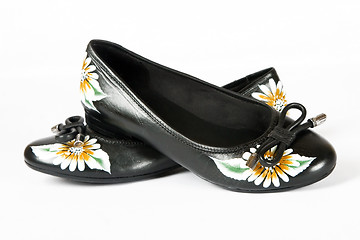 Image showing women shoes with printed flower