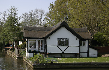 Image showing thatched cottage on the broads