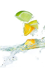 Image showing citrus fruit splashing