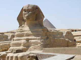 Image showing Sphinx and Pyramid of Menkaure