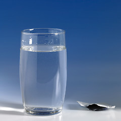 Image showing glass of water in blue back