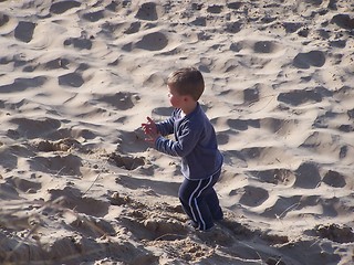 Image showing little boy on the beach