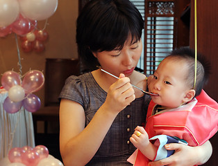 Image showing Korean child with his mother