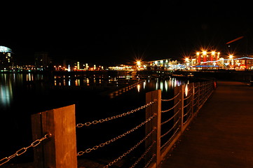 Image showing night cardiff bay