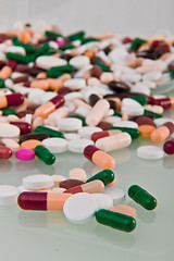 Image showing various pills