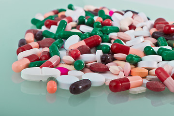 Image showing various pills