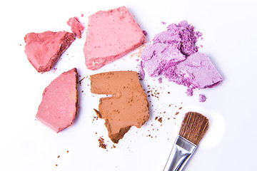 Image showing crushed eyeshadow