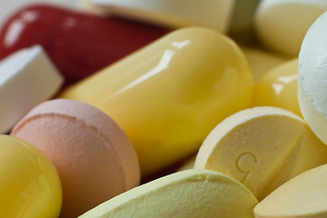 Image showing various pills