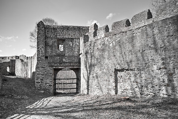 Image showing castle ruins of Cornstejn