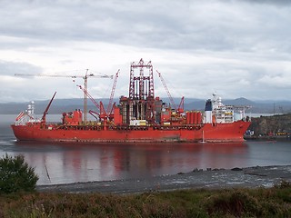 Image showing Oil drilling ship