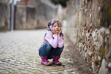 Image showing Little girl outdoors