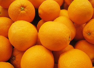 Image showing Box of ripe oranges