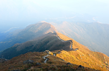 Image showing path for hiking on hill