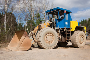 Image showing Front loaders in quarry