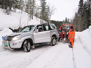 Image showing Car rescue