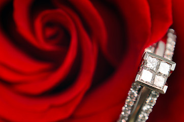 Image showing Macro Engagement Ring