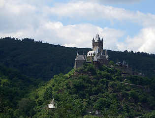 Image showing Cochem castle on mountain top