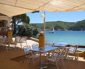 Image showing holiday scenery with beach bar