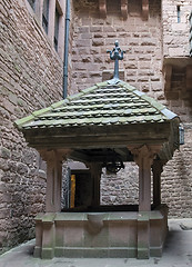 Image showing Historic well in the Haut-Koenigsbourg Castle