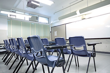 Image showing empty classroom