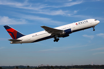 Image showing Delta Air Lines Boeing 767-300(ER)