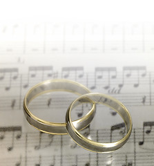 Image showing golden wedding rings
