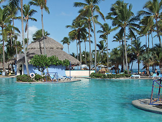 Image showing holiday resort  with pool