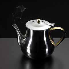 Image showing reeky tea pot