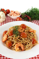 Image showing Spaghetti with tomatoes and shrimp