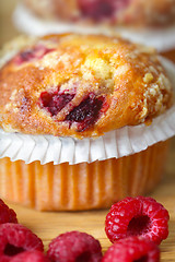 Image showing Cupcake with raspberry