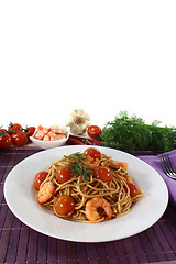 Image showing Spaghetti with shrimp and tomatoes