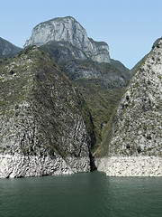 Image showing mountains along the Yangtze River