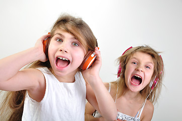 Image showing shouting children with headphones