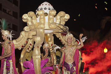 Image showing LANZAROTE-JANUARY 5: Happy young costumed people during the cava