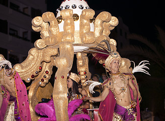 Image showing LANZAROTE-JANUARY 5: Happy young costumed people during the cava