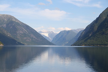 Image showing Fjærlandsfjorden