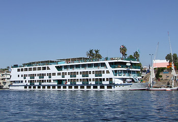 Image showing passenger ship on the Nile