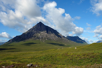 Image showing Buachaille Etive Mor in sunny ambiance