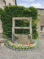 Image showing draw well in Mittelbergheim