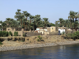 Image showing houses at Nile coast