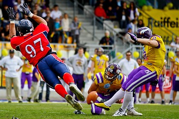 Image showing Vikings vs. Broncos