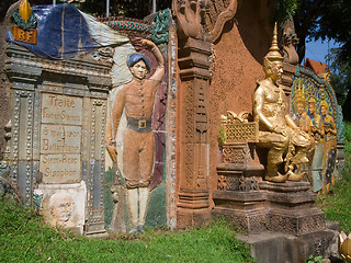 Image showing Cambodian-Thai memorial in Phnom Penh