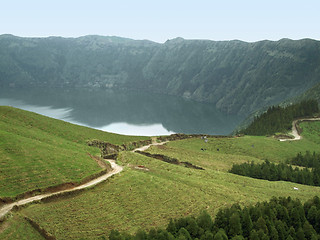 Image showing lakeside scenery at the Azores