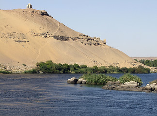 Image showing Nile and mausoleum near Aswan